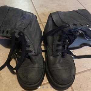 Doc Martens size 7 vintage boots
